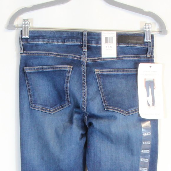 Calvin Klein Low Rise Ultimate Skinny Dark Wash Denim Jeans Size 2x30 - Picture 8 of 8